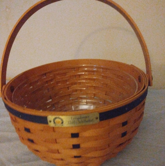 Longaberger golf ball basket - Picture 2 of 3